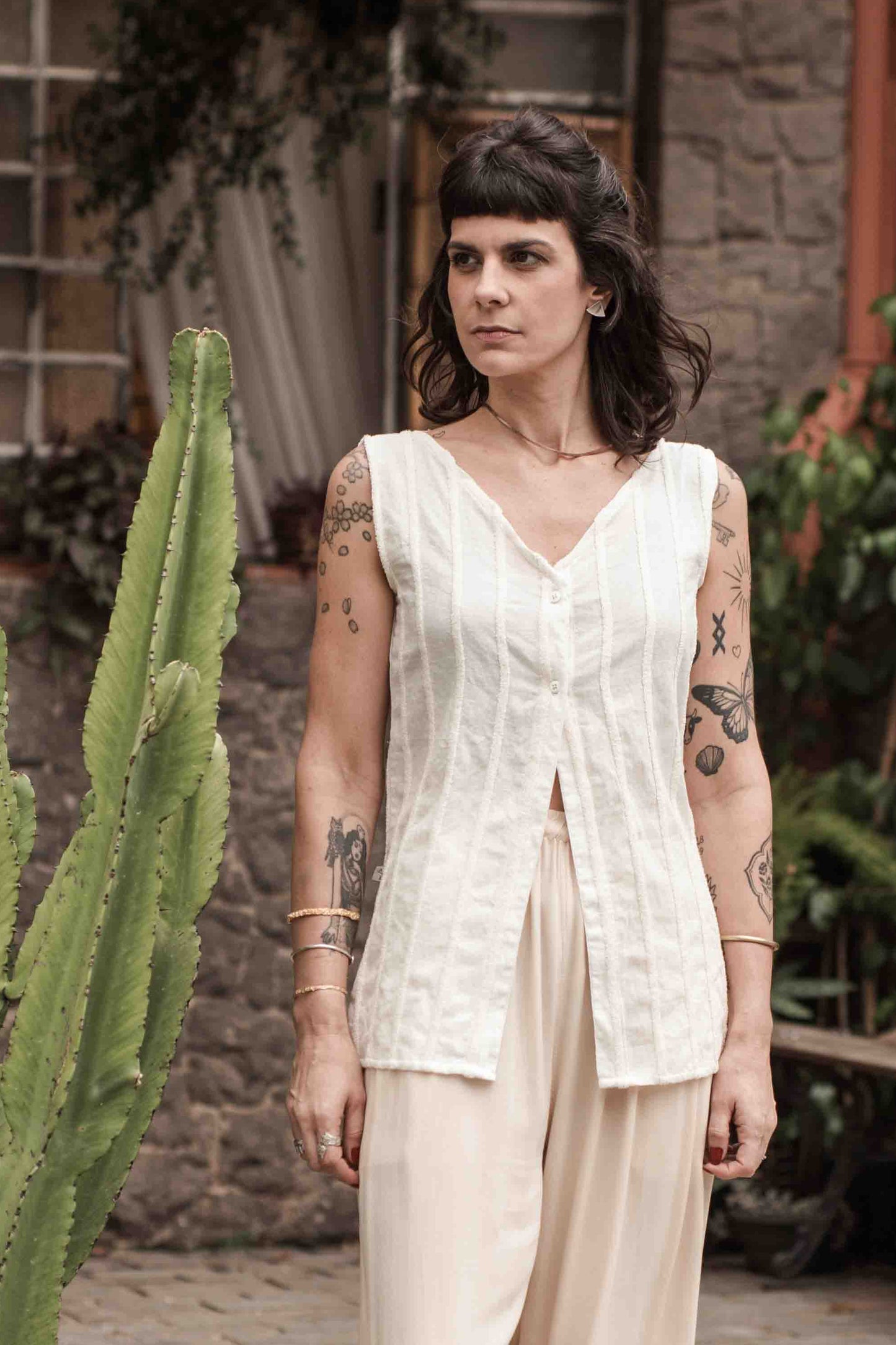 Feitiço | Blusa mutante duas formas de usar • algodão cru