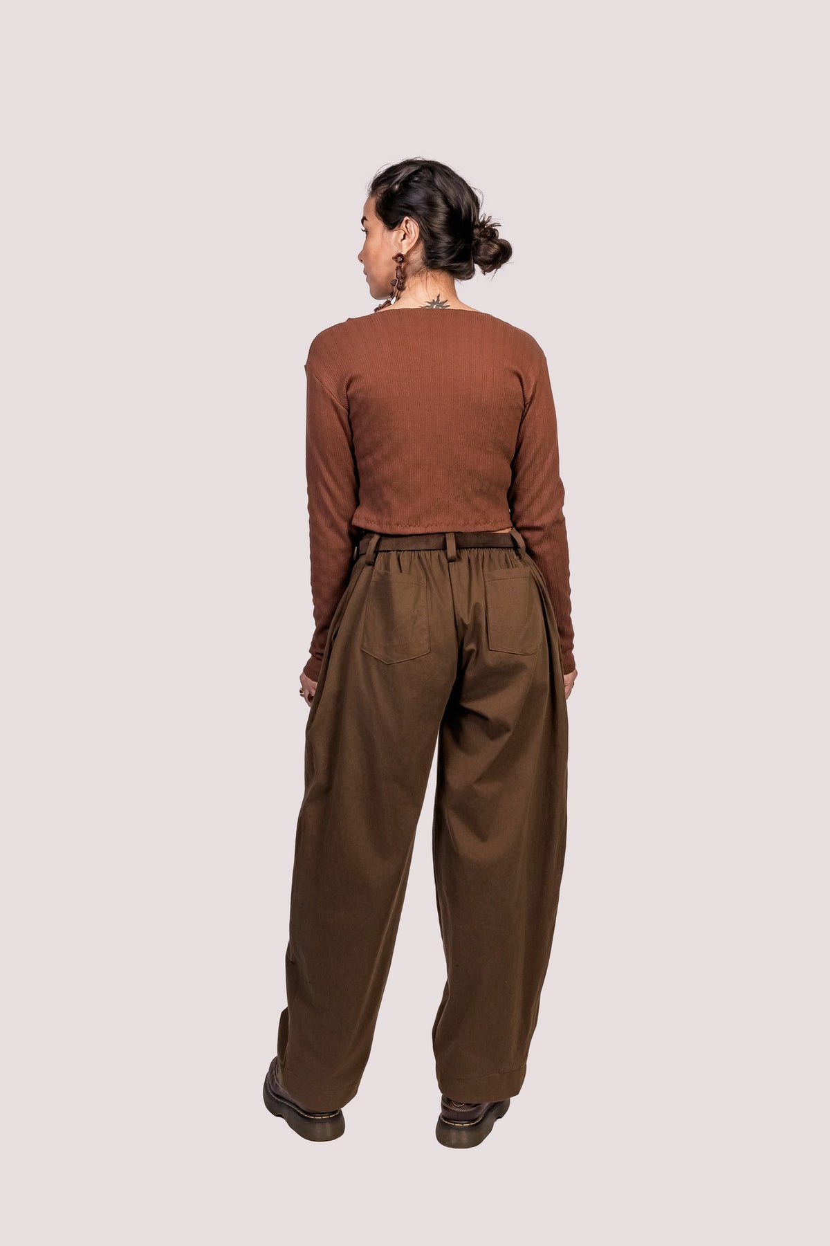 Magnífica | Calça Sarja Barrel Leg Algodão - Fuá Ateliê