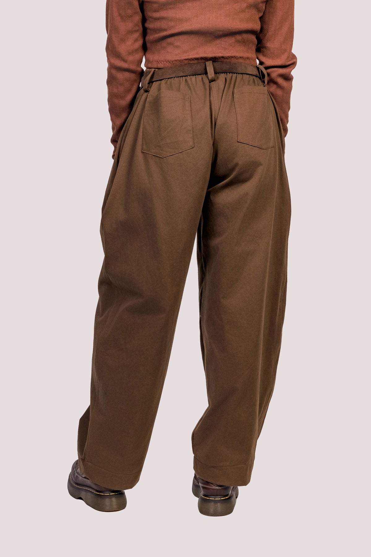 Magnífica | Calça Sarja Barrel Leg Algodão - Fuá Ateliê