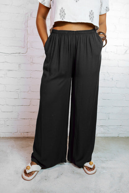 Querida | Calça pantalona fluida 󠁯•󠁏󠁏 viscose sarjada preta - Fuá Ateliê