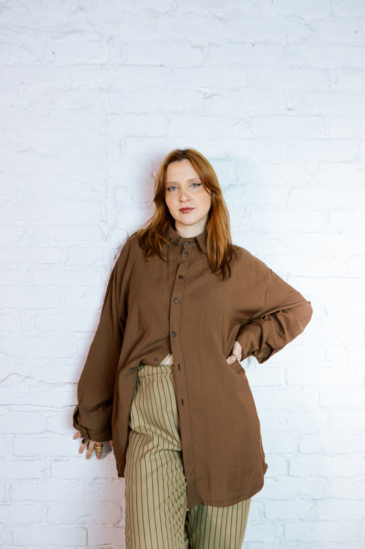 Cosmos | Camisa oversized manga curta sem gênero 󠁯•󠁏󠁏 viscose - Fuá Ateliê
